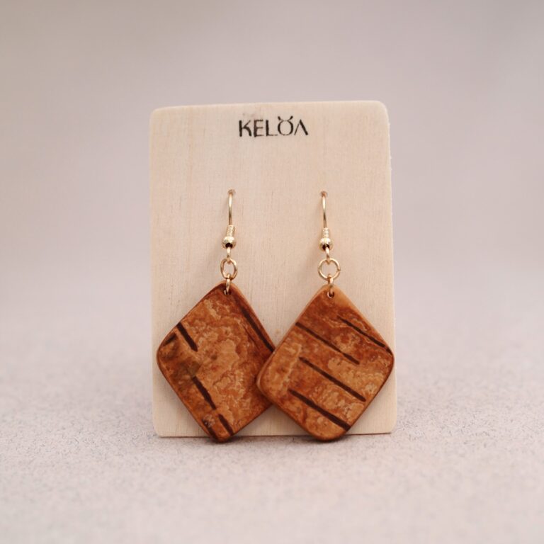 Roikkuvat tuohikorvakorut